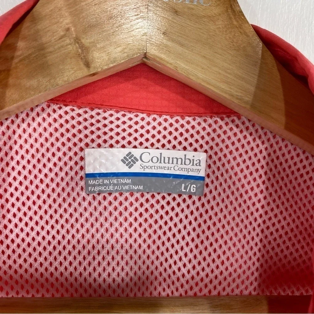Columbia: PFG‎ Outdoor Full Snap Up Down Windbreaker Jacket Coral Size Large